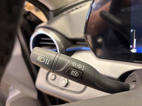 New 2026 Chevrolet Trax LT image 31