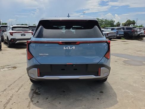 New 2027 Kia Seltos S FWD image 7