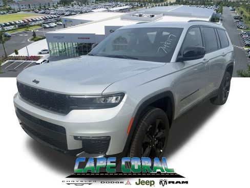 New 2025 Jeep Grand Cherokee L Limited w/ Black Appearance Package image 2