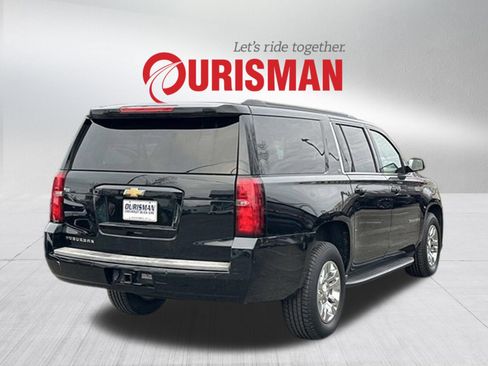 Used 2019 Chevrolet Suburban LT image 2