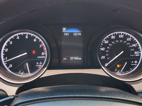 Used 2023 Toyota Camry SE FWD image 18