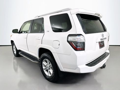 Used 2014 Toyota 4Runner SR5 image 7