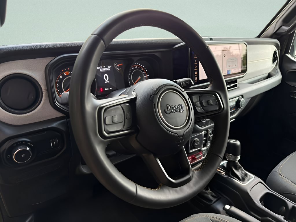 Used 2024 Jeep Wrangler Unlimited Sport AWD/4WD image 13