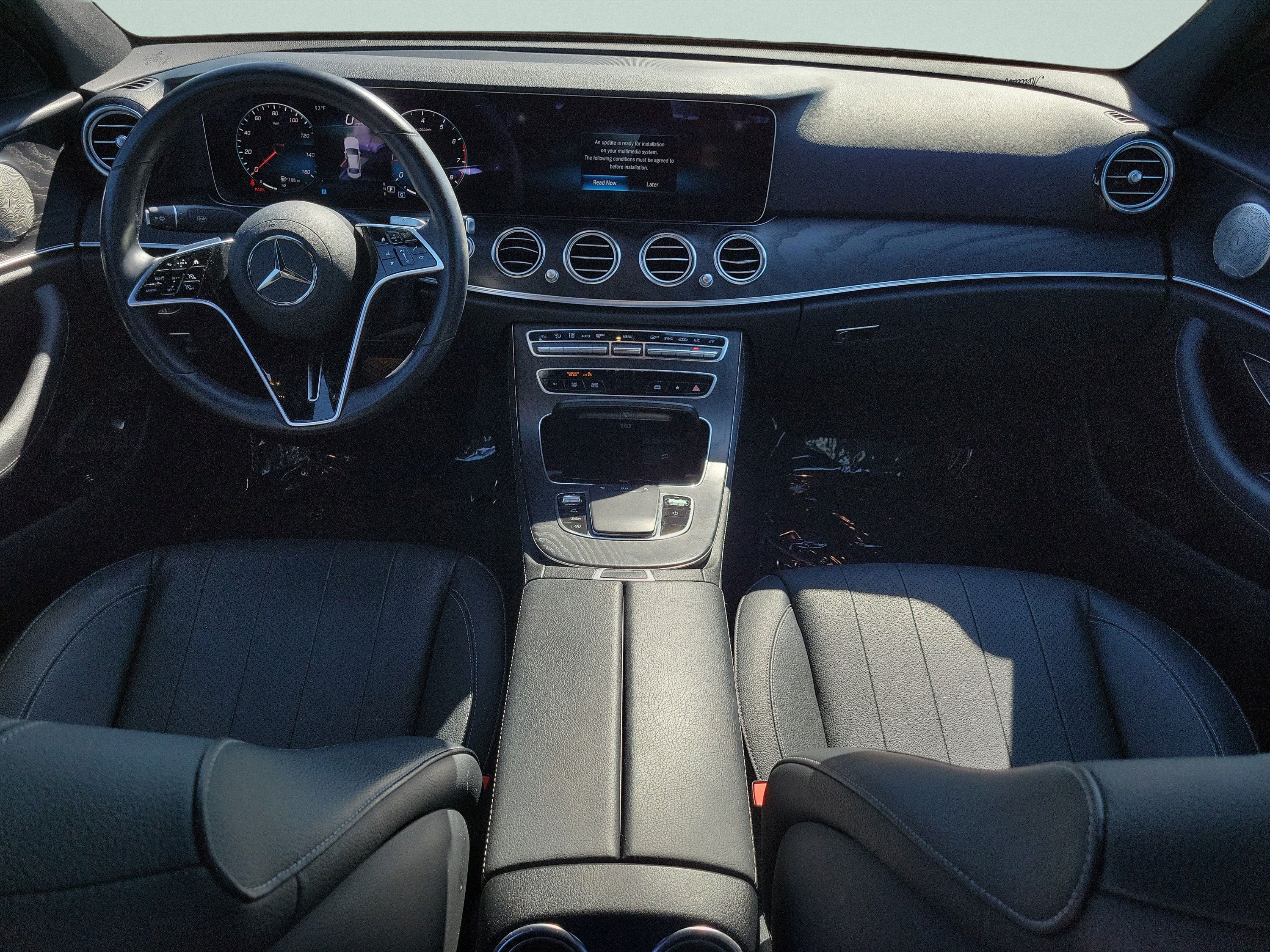 Used 2023 Mercedes-Benz E 350 4MATIC Sedan image 12