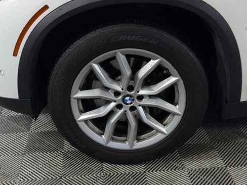 Used 2021 BMW X5 sDrive40i w/ Convenience Package RWD image 11