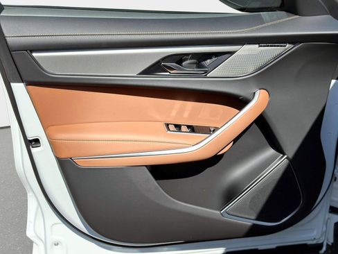 New 2026 Jaguar F-PACE R-Dynamic S AWD/4WD image 12