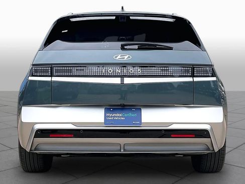 Certified 2025 Hyundai Ioniq 5 Limited RWD image 4