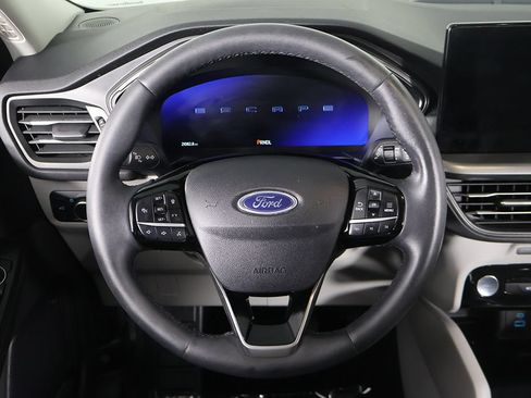 Used 2023 Ford Escape Active w/ Tech Pack #2 FWD image 39