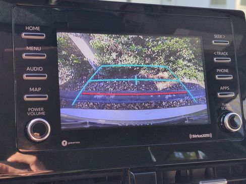 Certified 2021 Toyota Camry LE image 20