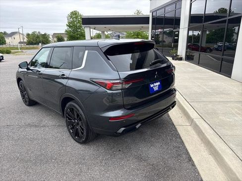 New 2026 Mitsubishi Outlander LE AWD/4WD image 6