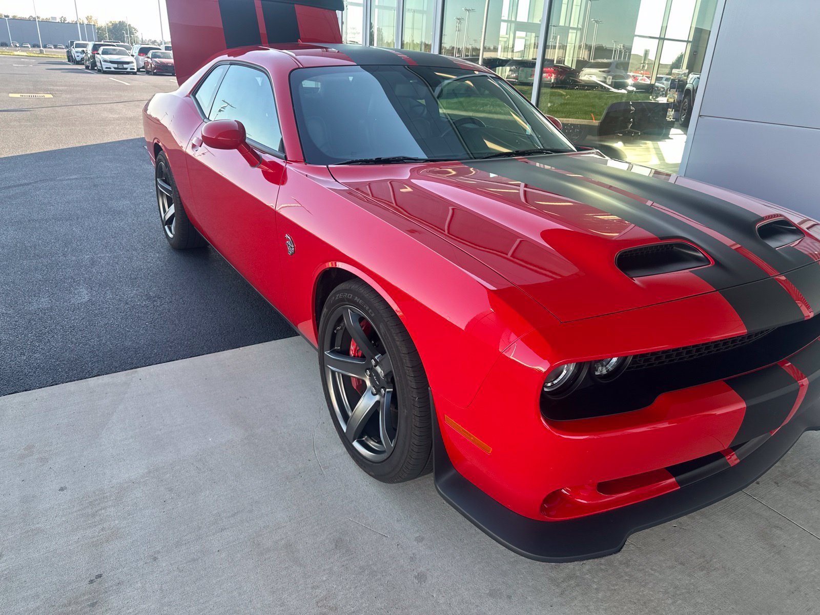 Used 2022 Dodge Challenger SRT Hellcat w/ Plus Package RWD image 2