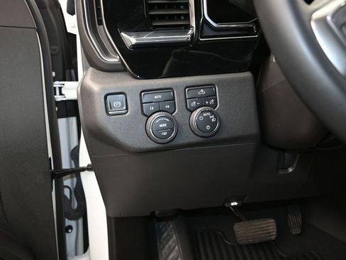 Certified 2023 Chevrolet Silverado 1500 LT image 13