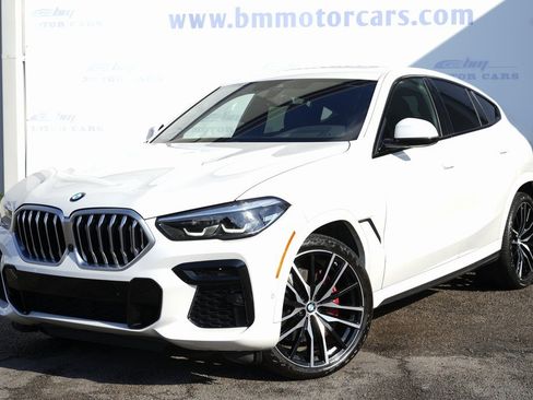 Used 2022 BMW X6 xDrive40i w/ M Sport Package image 2