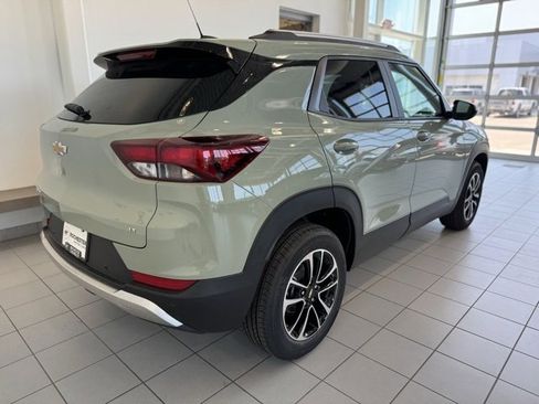 New 2026 Chevrolet TrailBlazer LT w/ Driver Confidence Package image 32