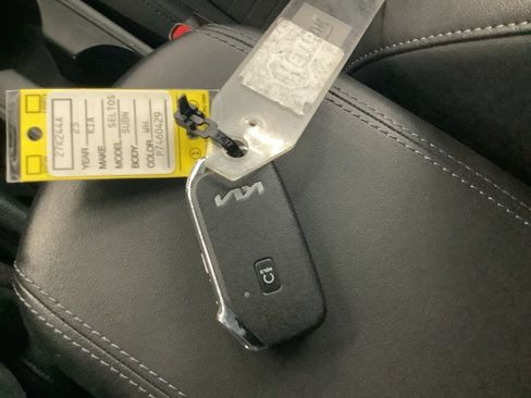 Certified 2023 Kia Seltos S AWD/4WD image 30