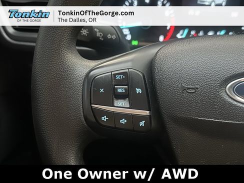Used 2022 Ford Escape SE image 15