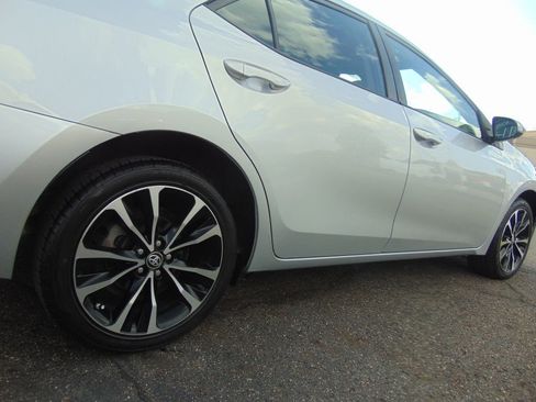 Used 2017 Toyota Corolla SE image 15