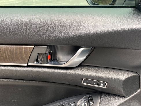 Used 2020 Honda Accord EX-L image 15