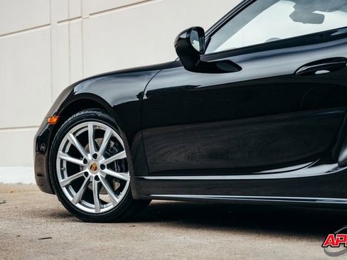 Used 2017 Porsche 718 Cayman image 25