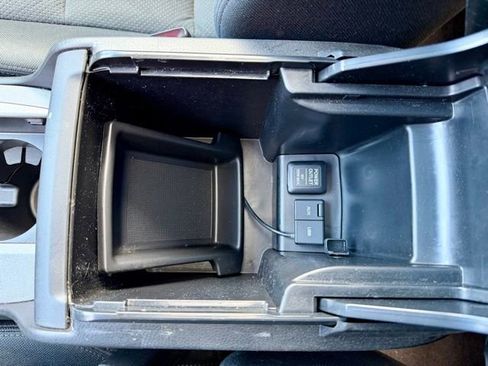 Used 2012 Honda Crosstour EX image 35