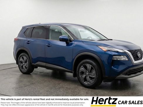 Used 2025 Nissan Rogue SV FWD image 1