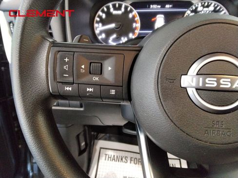 Used 2023 Nissan Rogue S image 13