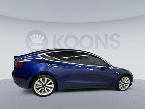 Used 2018 Tesla Model 3 Long Range RWD image 21
