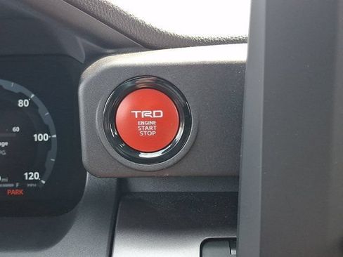 Used 2025 Toyota 4Runner TRD Sport AWD/4WD image 27