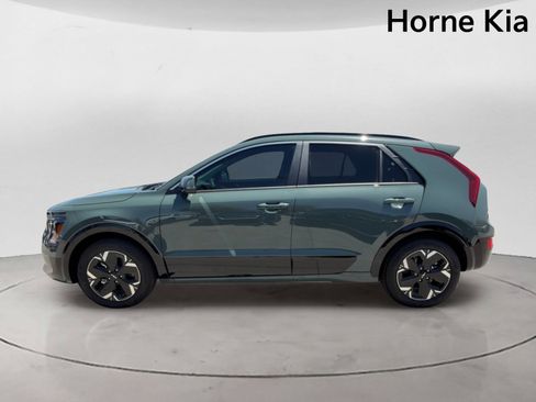 New 2026 Kia Niro Wind FWD image 6