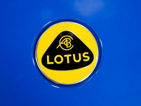 Used 2024 Lotus Emira First Edition image 13