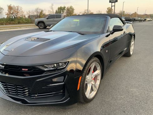 Used 2023 Chevrolet Camaro SS image 16
