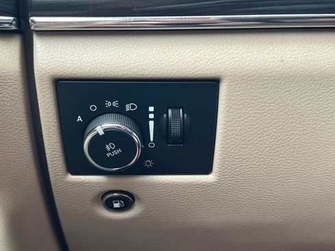 Used 2020 Jeep Grand Cherokee Limited AWD/4WD image 20