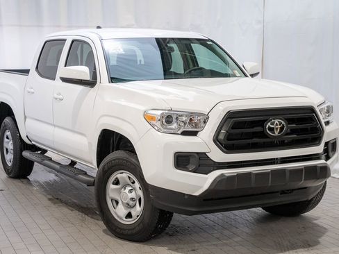Used 2023 Toyota Tacoma SR image 1