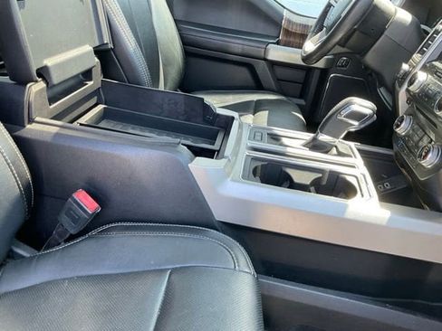Used 2018 Ford F150 Lariat w/ Equipment Group 502A Luxury AWD/4WD image 23