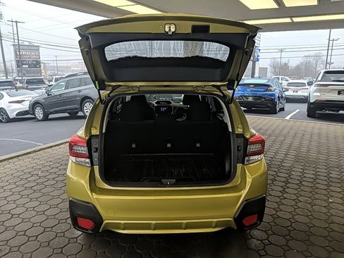 Used 2023 Subaru Crosstrek 2.0i image 9