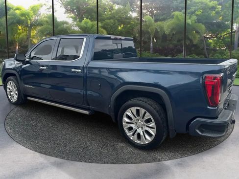 Used 2020 GMC Sierra 1500 Denali w/ Denali Ultimate Package AWD/4WD image 7