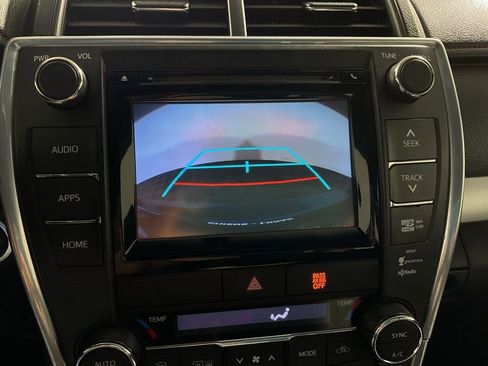 Used 2015 Toyota Camry XSE w/ Moonroof Package image 4