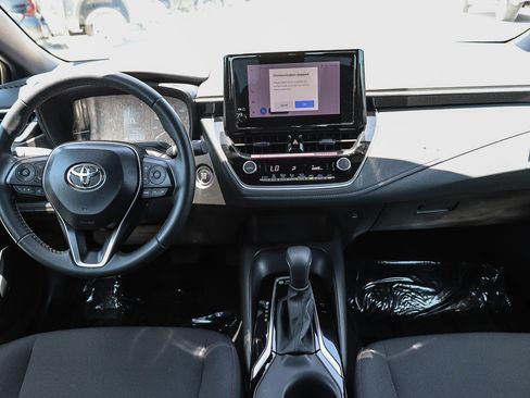 Certified 2025 Toyota Corolla SE w/ Convenience Package FWD image 12