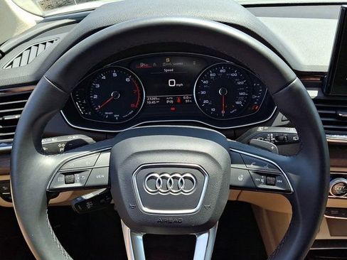 Used 2023 Audi Q5 2.0T Premium w/ Convenience Package AWD/4WD image 25