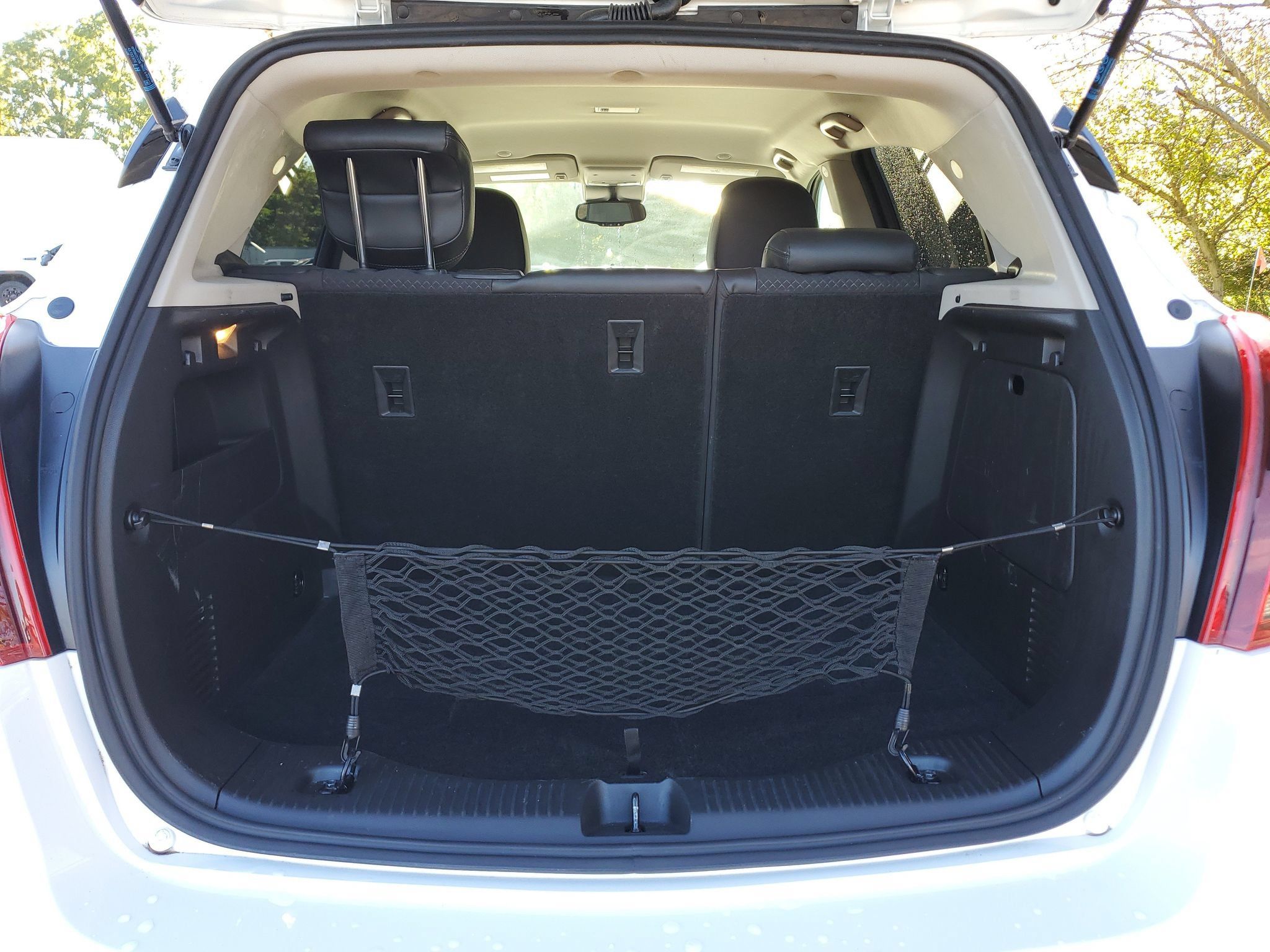 Used 2022 Buick Encore Preferred w/ Safety Package FWD image 8