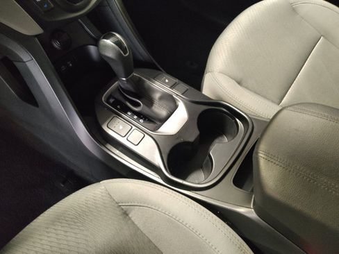 Used 2018 Hyundai Santa Fe Sport w/ 2.4L Value Package 02 FWD image 26