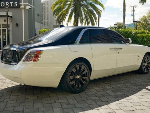 Used 2022 Rolls-Royce Ghost image 49