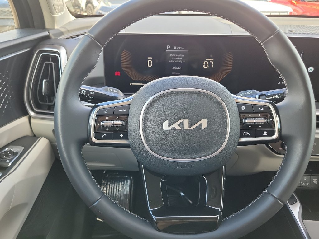 Used 2024 Kia Sorento S w/ Panoramic Sunroof Package FWD image 19