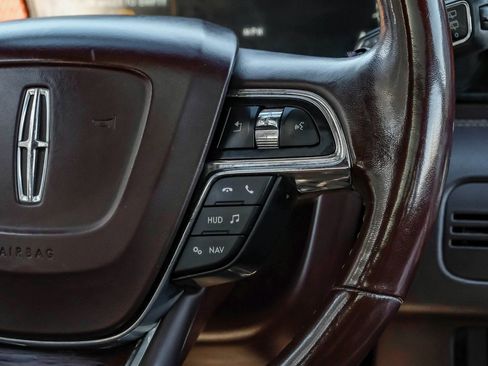 Used 2019 Lincoln Navigator Black Label w/ Cargo Package image 16