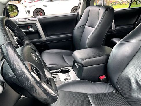 Used 2023 Toyota 4Runner Limited AWD/4WD image 8