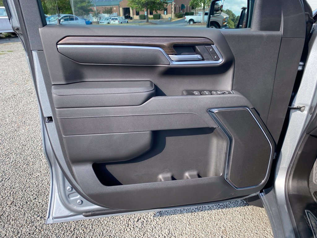 New 2026 Chevrolet Silverado 1500 RST AWD/4WD image 9