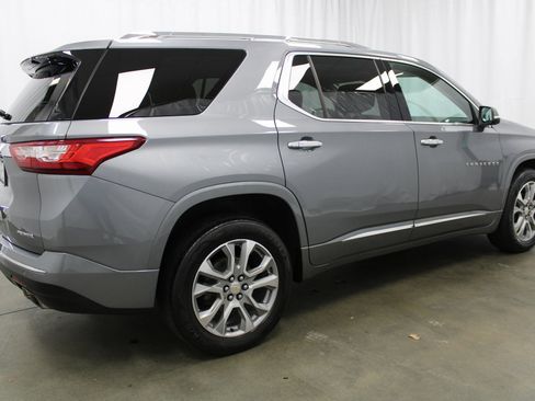 Used 2021 Chevrolet Traverse Premier w/ LPO, Cargo Package image 6