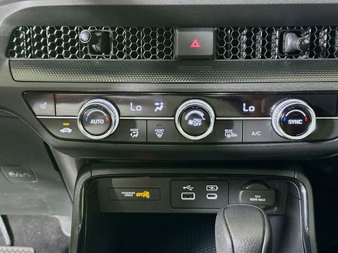 Used 2025 Honda CR-V EX image 23