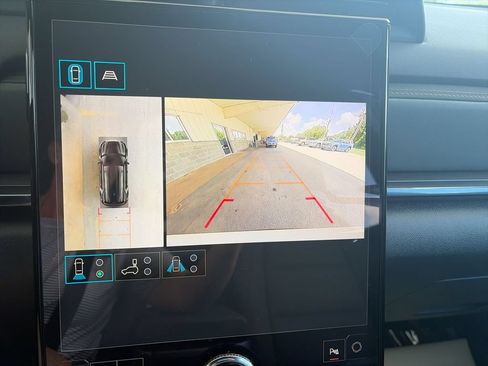 New 2026 GMC Terrain AT4 w/ Technology Package II AWD/4WD image 21