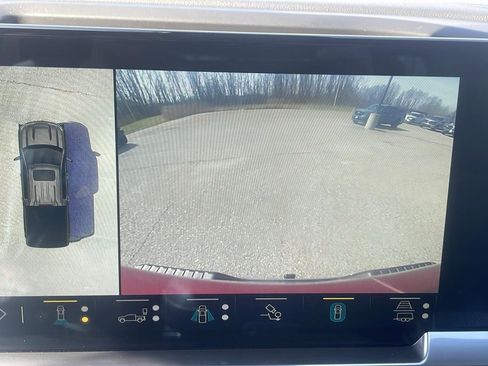 Used 2023 Chevrolet Silverado 1500 LTZ image 26